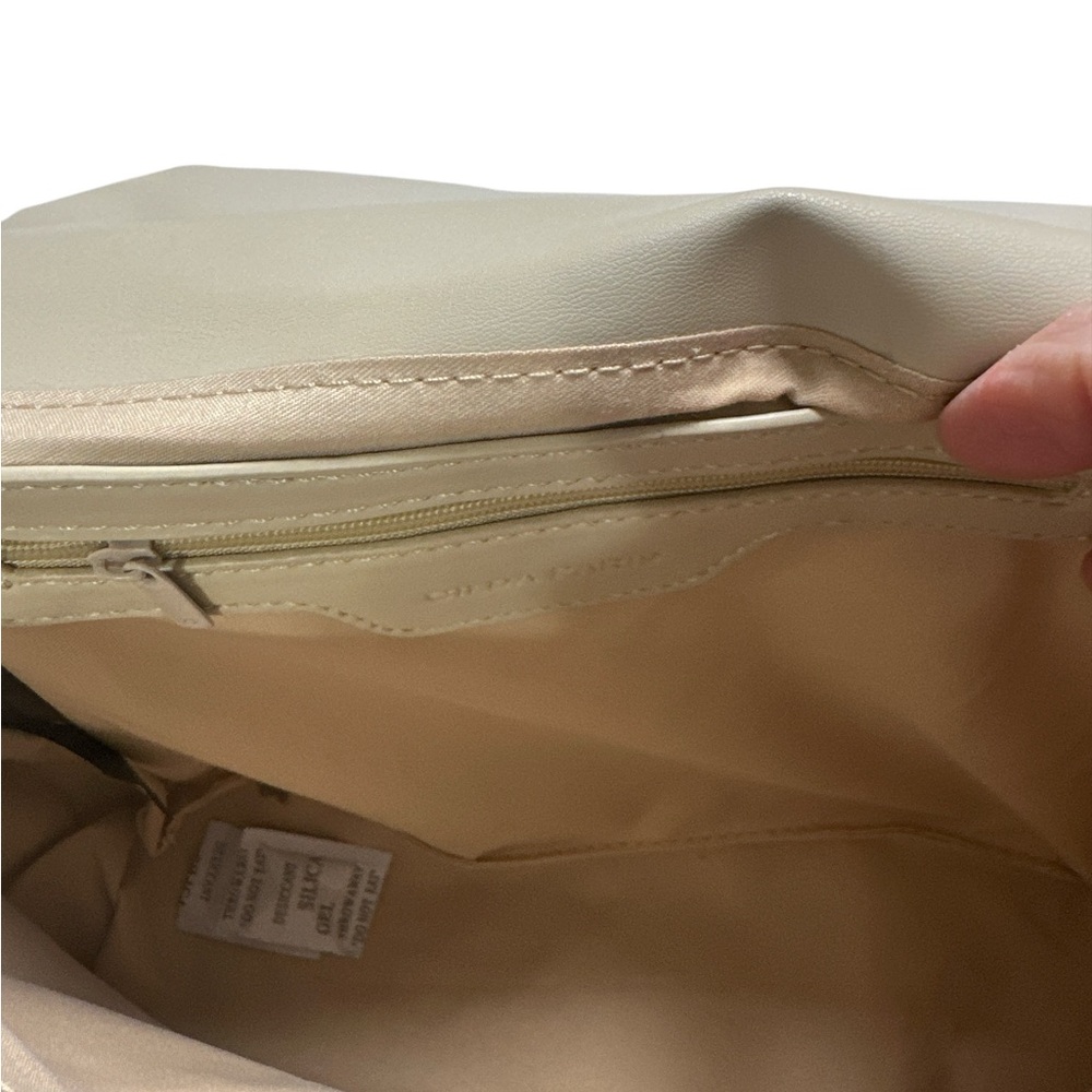 Cream Quilted Shoulder Bag with Chain Strap - Picture 3 of 7